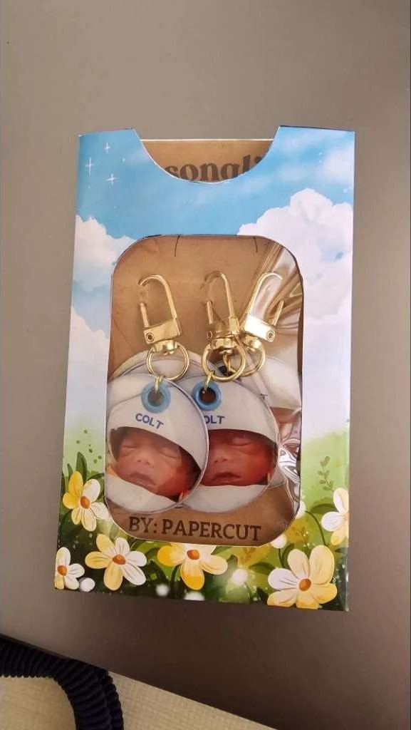 Personalized photo keychain